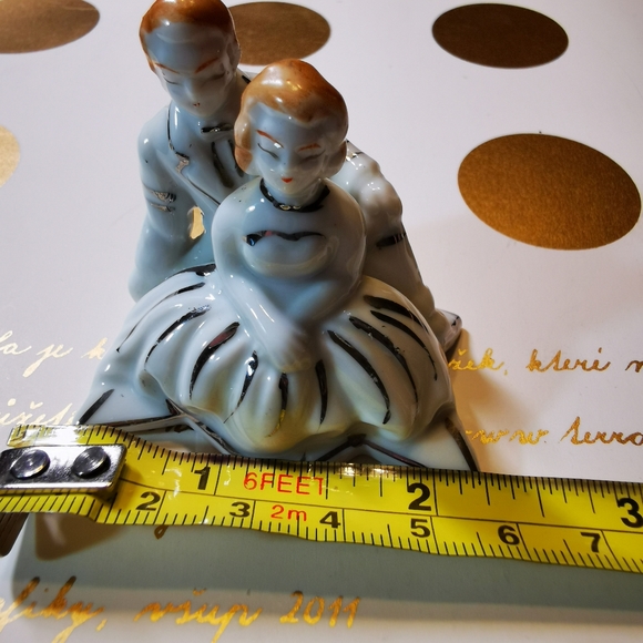 Vintage Porcelain Wedding Cake Topper Bride & Groom - Picture 10 of 11